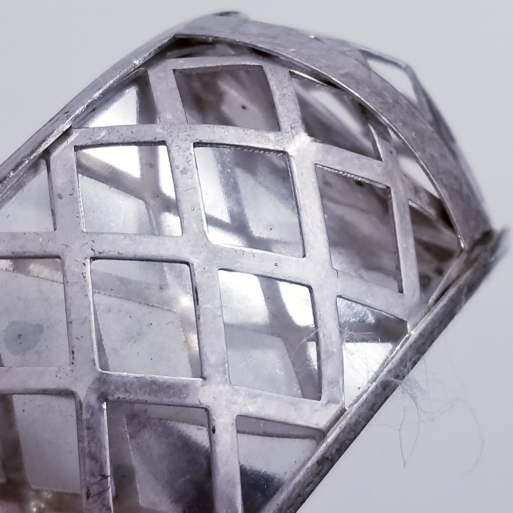 JESSICA SIMPSON Lattice Bangle Bracelet Silver - Picture 2 of 5